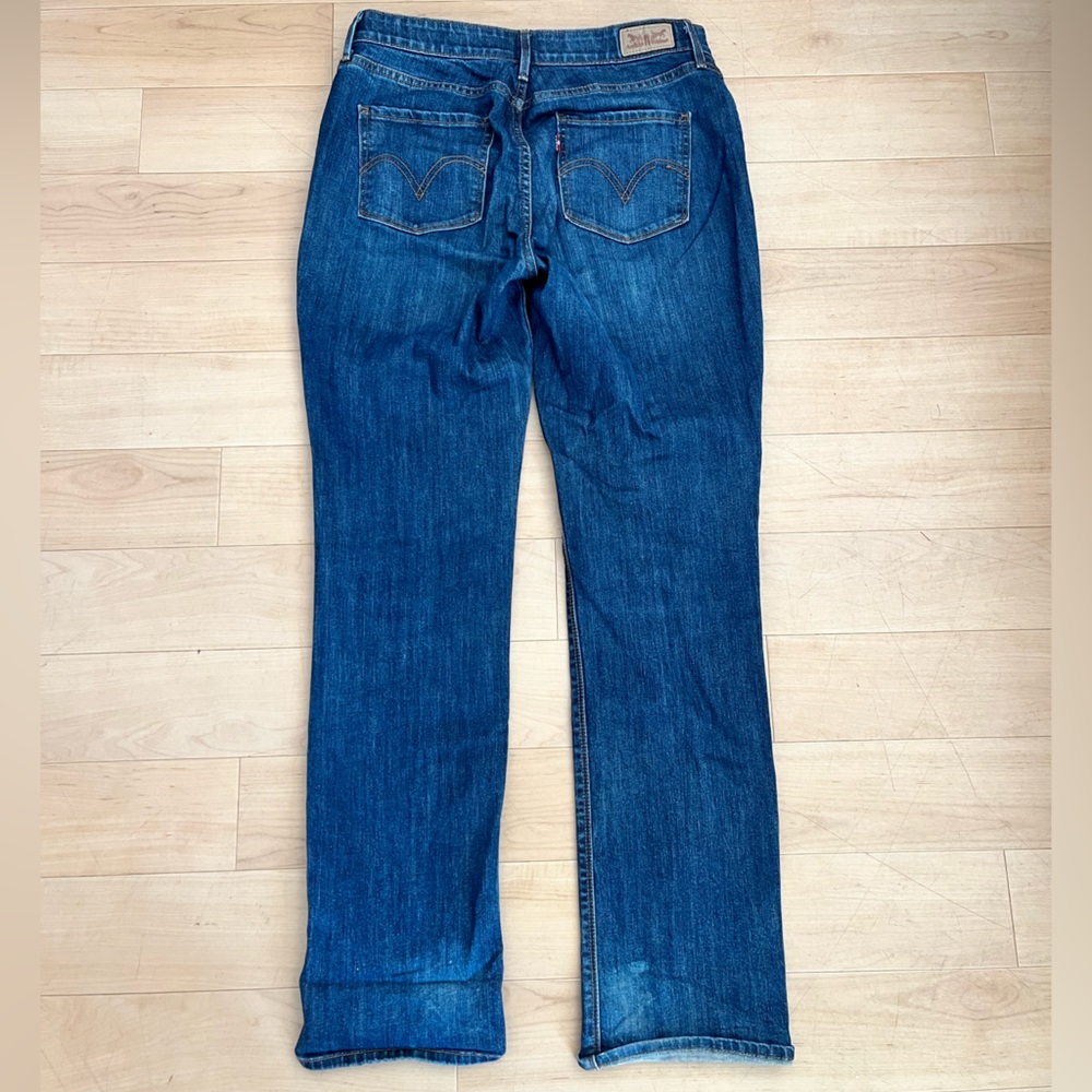 Women’s Levi’s 525 Straight Leg - Picture 3 of 15